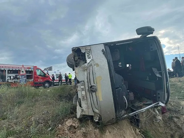 Son dakika: Çankırı'da can pazarı! İşçileri taşıyan otobüs devrilince 3'ü ağır 30 kişi yaralandı-3