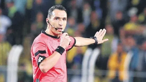 galatasarayin-genc-yildiz-ali-akmani-renklerine-baglamasi-an-meselesi-1658878443452.jpeg Galatasaray'ın genç yıldız Ali Akman'ı renklerine bağlaması an meselesi-13