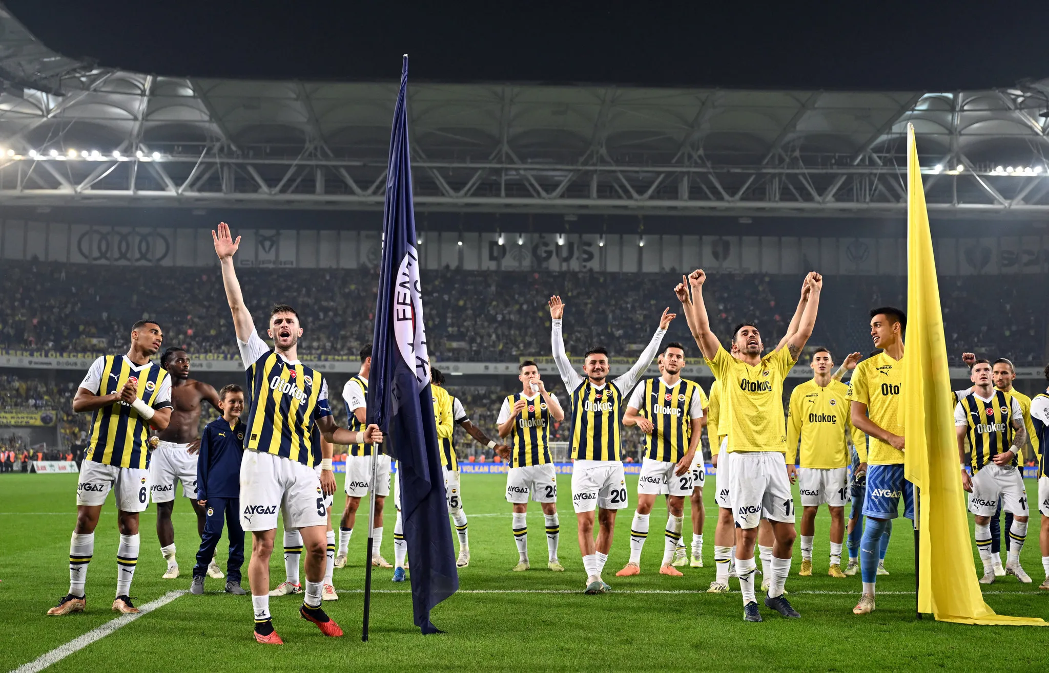 FENERBAHÇE TRANSFER HABERLERİ | Batshuayi gözden çıkarıldı! İşte yerine gelecek 2 aday - 1