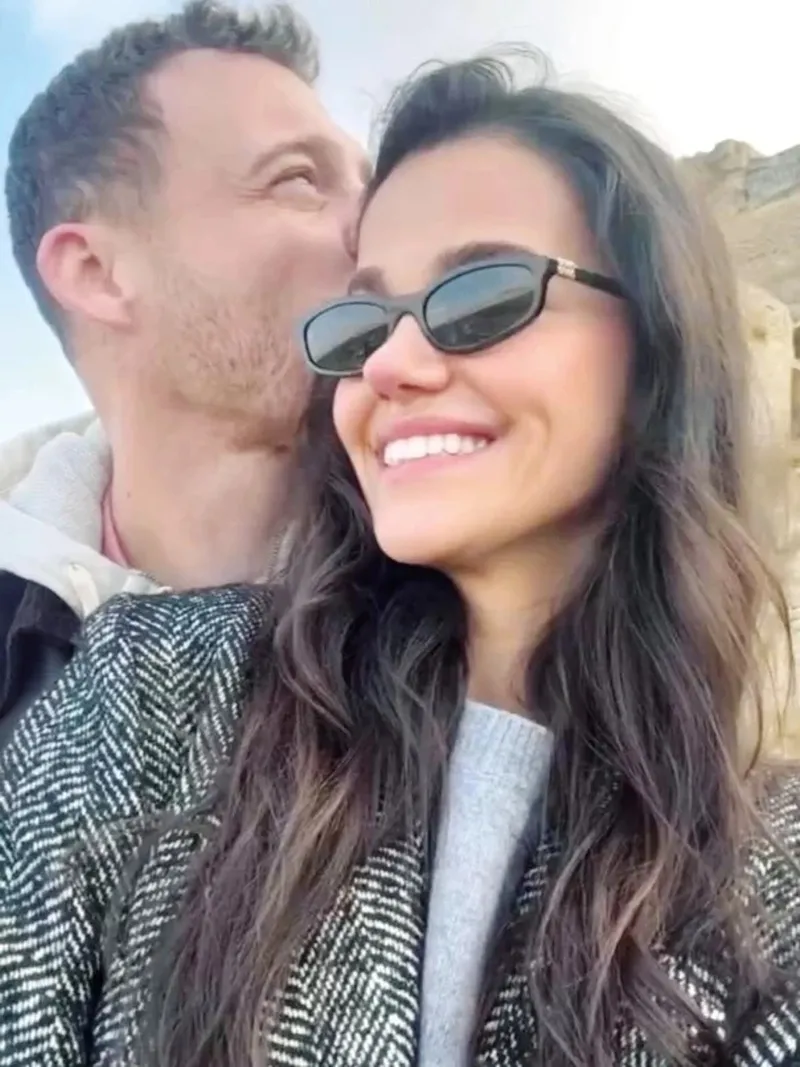 Selin Yağcıoğlu ve Kerem Bürsin arasında ayrılık sinyalleri: Bileklik krizi, sıfır etkileşim…-3