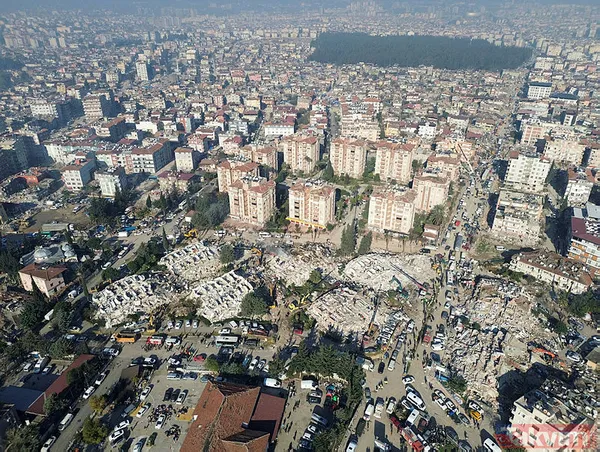Kıvanç Tatlıtuğ'dan ilk açıklama: "Hayatımda kalbim hiç bu kadar ağrımadı" Deprem felaketinin başından bu yana sessiz kalan Kıvanç meğer... - 2