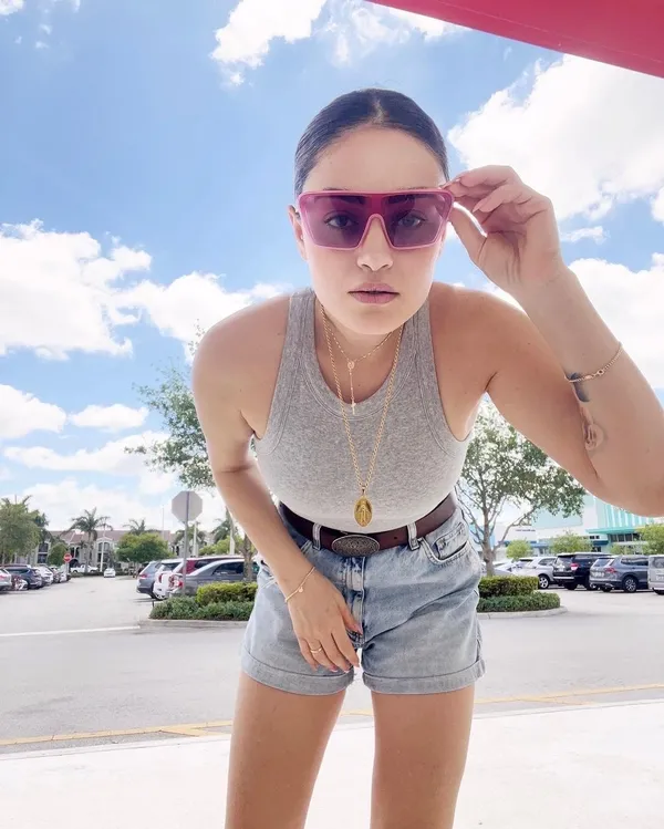 sarp-apak-esi-bengisu-apak-ile-goruntulendi-engin-ozturk-ile-cikan-haberler-hakkinda-bakin-neler-soyledi-1680472733128.jpg Sarp Apak eşi Bengisu Apak ve arkadaşı Engin Öztürk'le ilgili çıkan haberler hakkında ilk kez konuştu!-12