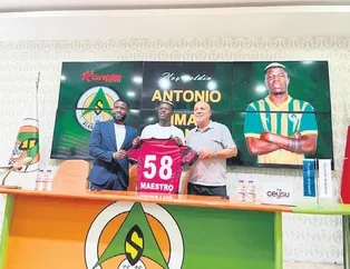 Maestro Alanya’ya resmi imza attı