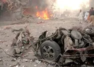 Son dakika: Afganistanda bomba yüklü araçla saldırı: 15 ölü