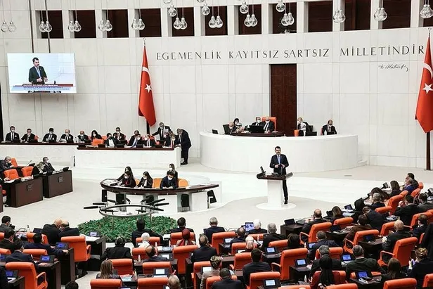 bakan-murat-kurumdan-chpye-kanal-istanbul-tepkisi-burokrat-direniyor-yalanini-piyasaya-surdunuz-1639258034499.jpeg Bakan Murat Kurum'dan CHP'ye Kanal İstanbul tepkisi: 'Bürokrat direniyor' yalanını piyasaya sürdünüz-3