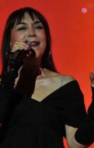 Leman Sam yine kin kustu