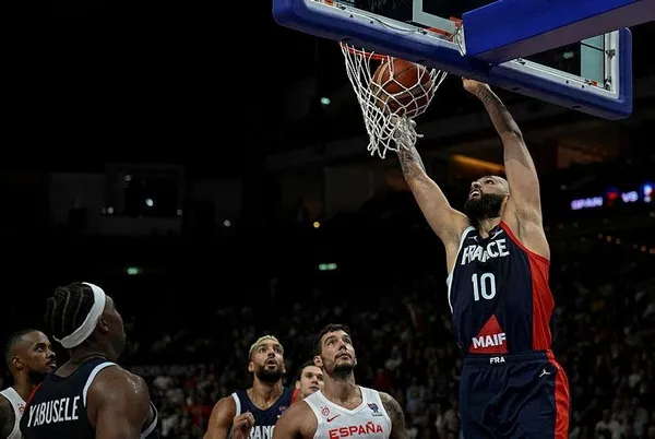 son-dakika-eurobasket-2022-sampiyonu-ispanya-fransayi-devirdiler-1663532933092.jpeg Son dakika: Eurobasket 2022 şampiyonu İspanya! Fransa'yı devirdiler-3