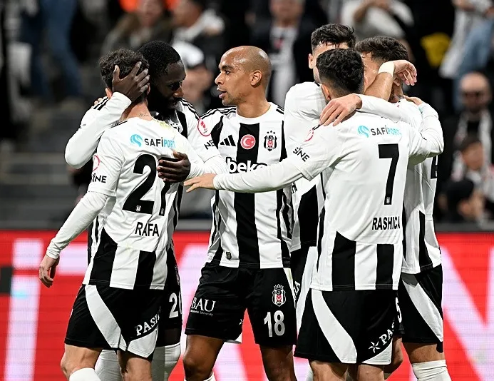 Kara Kartal moral arıyor