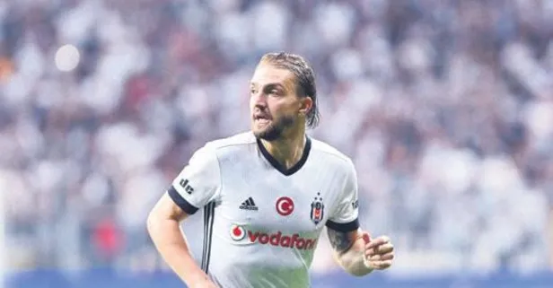 Caner Erkin açık ara önde!