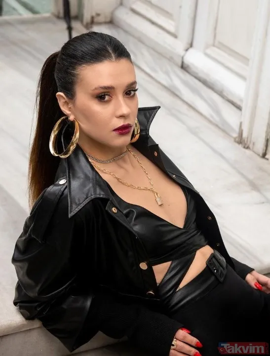 Aytaç Şaşmaz'ın yeni sevgilisi bakın kim çıktı! Aralarındaki yaş farkı olay... Cemre Baysel'le ayrılmıştı meğer Demet Özdemir'in... - 22