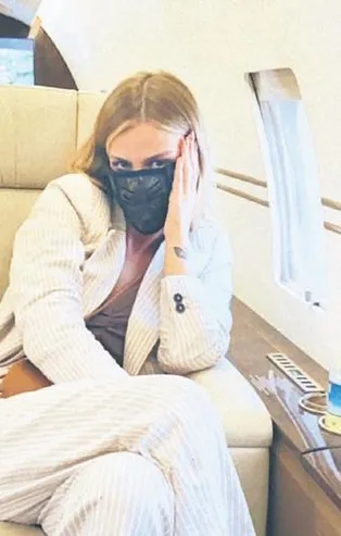 Ünlülerden 'Babalar Günü'nde duygusal paylaşımlar! Sinem Kobal, Aslı Turanlı ve Hande Erçel...