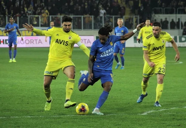 ankaragucu-2-1-fenerbahce-mac-sonucu-1581794498988.jpg
