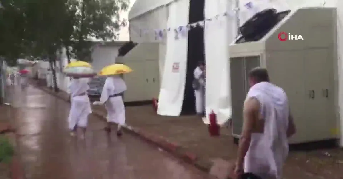 Arafat'a "rahmet" yağdı