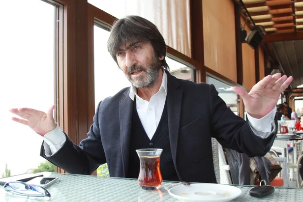 son-dakika-ridvan-dilmen-yorumculugu-birakti-mi-ridvan-dilmen-kimdir-kac-yasinda-ve-nereli-1614950729888.jpg