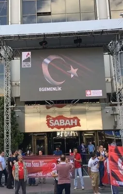 15 Temmuz'un yıldönümünde vatandaşlar nöbette