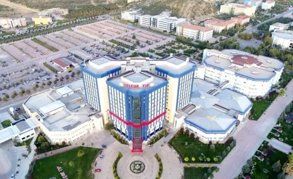 konya-valiligi-acikladi-selcuk-universitesi-tip-fakultesi-hastanesinde-gorevli-doktora-fiziki-saldiri-1693256105059.jpeg Konya Valiliği açıkladı: Selçuk Üniversitesi Tıp Fakültesi Hastanesinde görevli doktora fiziki saldırı-2