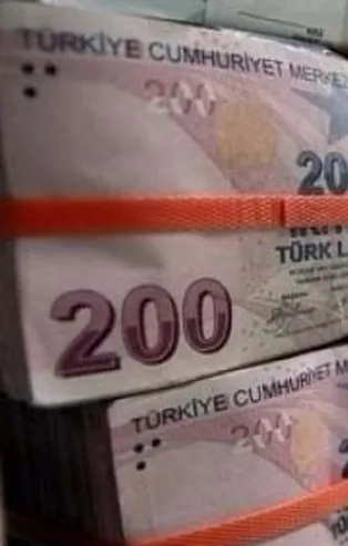 Torba dolusu müjde | Emekliye en az 1000 lira