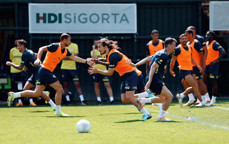 Fenerbahçe'ye Jonathan David müjdesi! En Nesyri geliyor... - 3