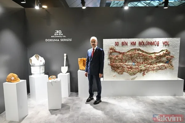 Başkan Erdoğan Karayolları Gayret ve Liderlik Sergisi'ni gezdi - 9