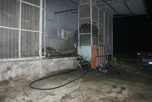 manisa-kulada-mazot-kacakcilarina-operasyon-1579535381856.jpeg Manisa Kula'da mazot kaçakçılarına operasyon-1