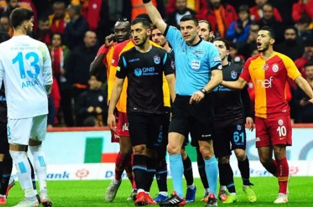 Galatasaray-Trabzonspor maçının hakemi Ümit Öztürk için MHK'dan flaş karar!
