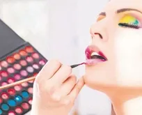 Yüzde yüz servet! Ünlülerin makyözlerinin konser ve düğün makyajlarından para bastığı ortaya çıktı