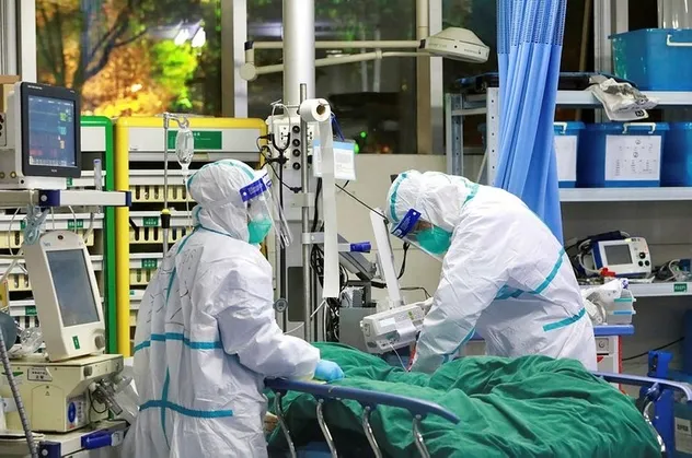Bilim dünyası ilk kez açıkladı! Koronavirüs atlatılsa bile izleri kalıyor