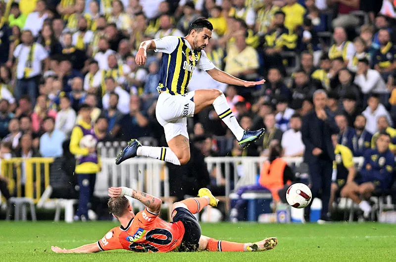 FENERBAHÇE TRANSFER HABERLERİ | Fenerbahçe'de ayrılık! Rekor bonservisle gidiyor - 6