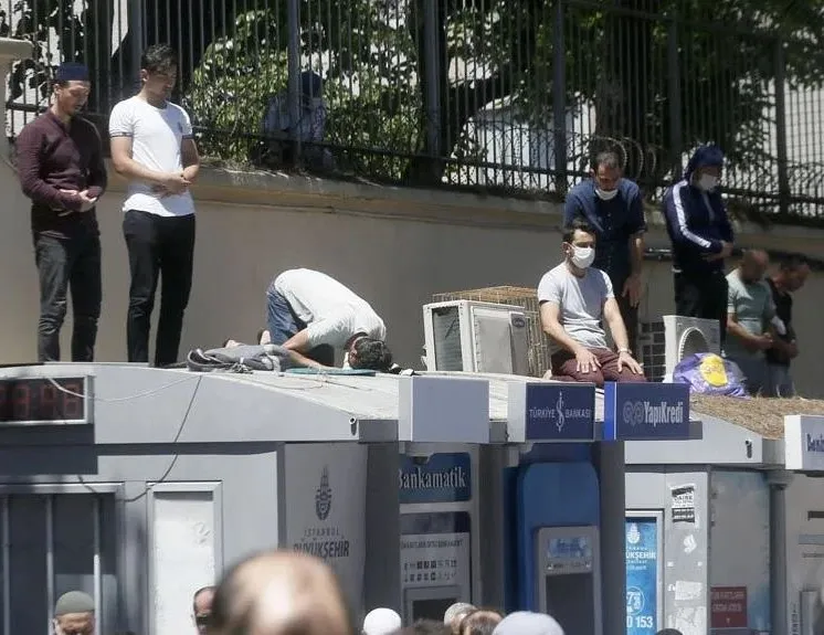 Gençler engel tanımadı!