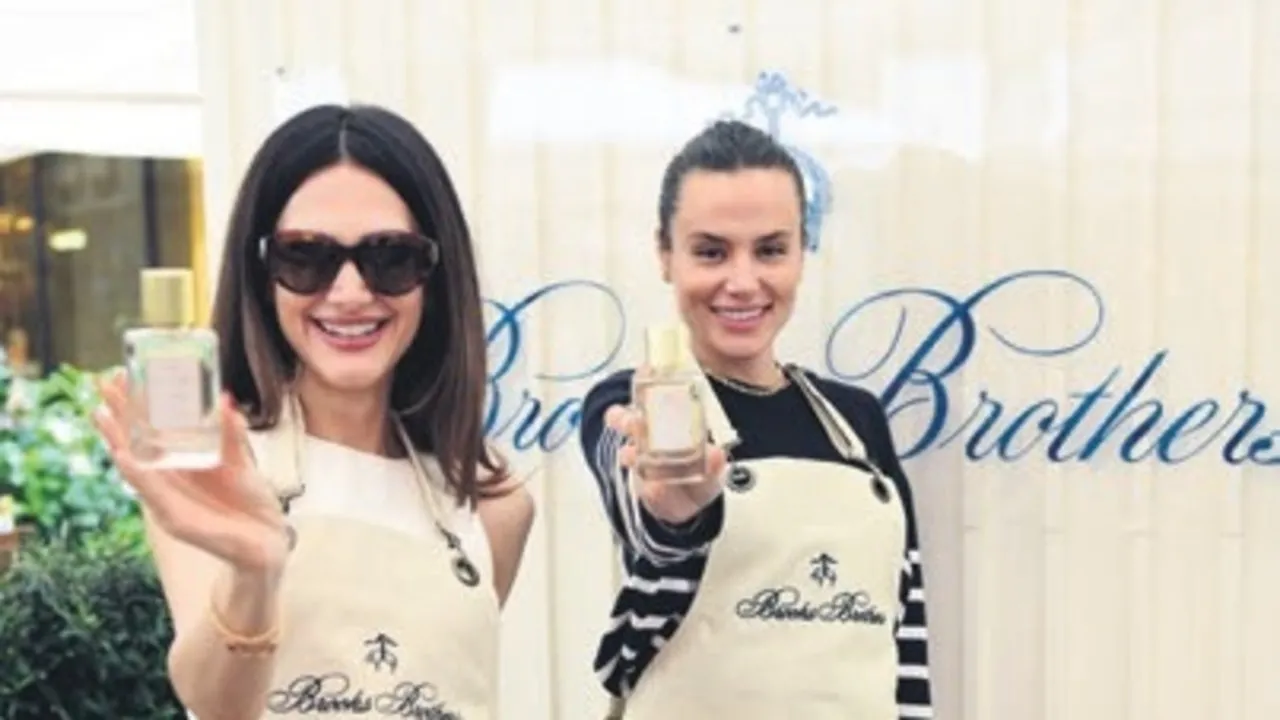 Dünyaca ünlü moda devinin davetine ünlü akını