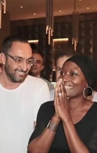 Dünyaca ünlü sanatçı paylaştı: Türk otomobiline talibim