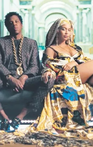 Beyonce ve eşi Jay Z, Illuminati'nin emrinde!