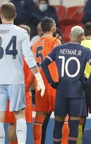 SON DAKİKA: Webo'ya yapılan ırkçı söylem hakkında UEFA'dan flaş karar! Başakşehir maçına müfettiş atanacak