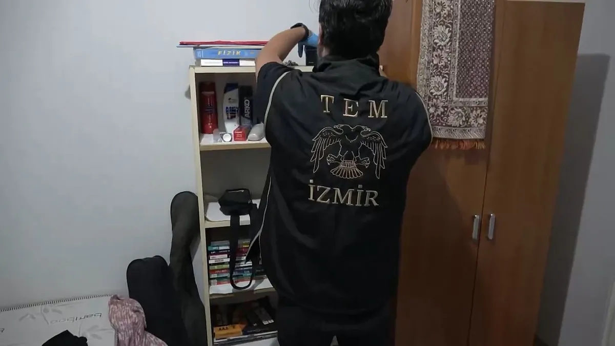 1782290752616.jpeg FETÖ’nün hain yapılanmalarına 42 ilde operasyon | 128 tutuklama-4