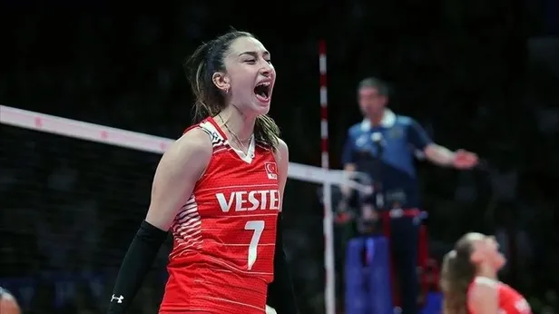 milli-voleybolcu-hande-baladini-tehdit-eden-supheli-yakalandi-1690900508832.jpeg Milli voleybolcu Hande Baladın'ı tehdit eden şüpheli tutuklandı! |Suçlamaları kabul etti: Amacım tehdit etmek değildi-2