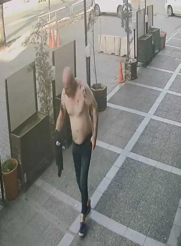 izmir-bucada-30-yillik-kuyumcu-kezzpli-saldiri-sonucu-sol-gozunu-kaybetti-1631280890698.jpg İzmir Buca'da 30 yıllık kuyumcu kezzaplı saldırı sonucu sol gözünü kaybetti-10