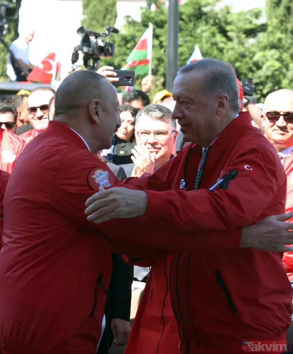 Azerbaycan'ın başkenti Bakü'de TEKNOFEST heyecanı! Gökyüzüne ay-yıldız çizildi - 34
