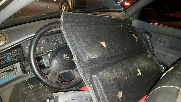 ehliyetsiz-surucu-duvara-carpti-5-cocuk-yarali-1637792883819.jpeg Ehliyetsiz sürücü duvara çarptı: 5 çocuk yaralı-3