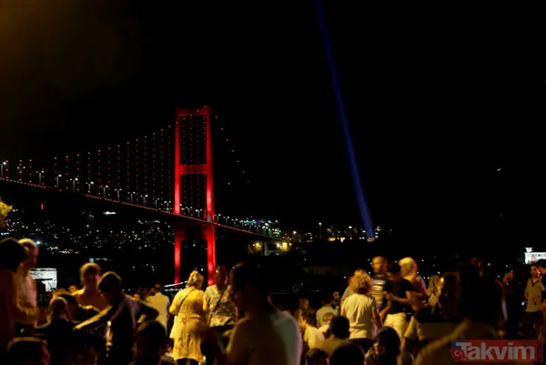 15 Temmuz Şehitler Köprüsü'ne akın akın geldiler - 23