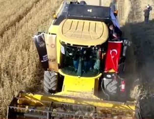 Başkan Erdoğan biçerdöverde buğday hasadı yaptı
