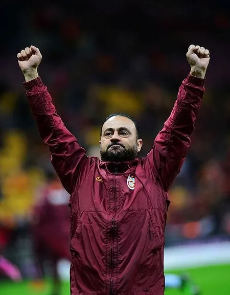 Galatasaray'daki görevinden istifa etmişti! Hasan Şaş'tan duygusal paylaşım: Şimdi sıra sende oğlum-2