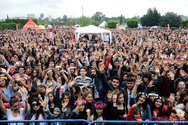7’nci Portakal Çiçeği Karnavalı için Adana'ya binlerce kişi akın etti - 7