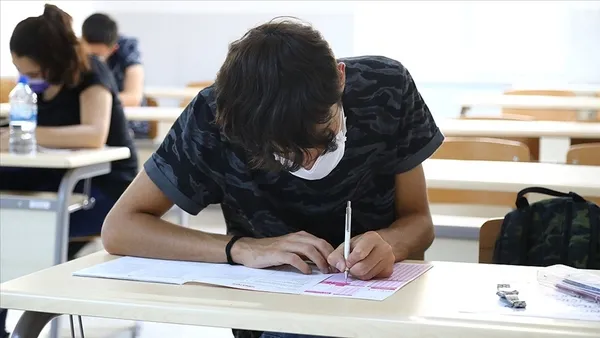 2021-yks-ek-tercih-kilavuzu-yayinlandi-mi-ek-tercih-universite-taban-puanlari-bos-kontenjanlar-1630388381355.jpg Ek tercih üniversite tavan taban puanları boş kontenjanlar! 2021 YKS ek tercih kılavuzu yayınlandı mı?-2