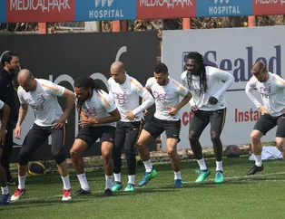 Galatasaray'da 3 yıldız satılıyor