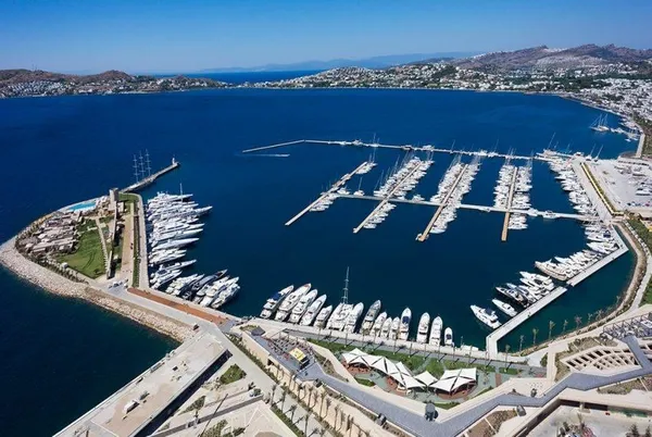 Yunan suları boş kaldı! Sosyete Bodrum ve Göcek'teki limanlara bağlandı - 2