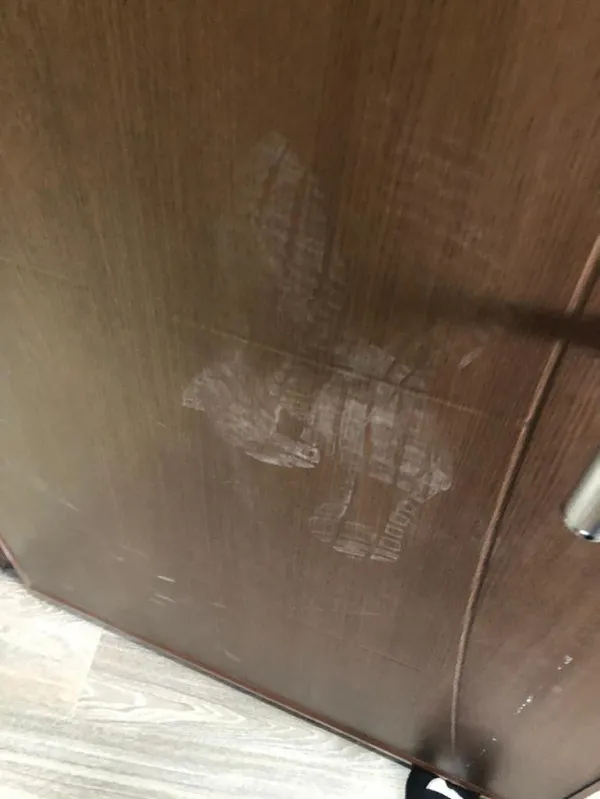 genc-kadin-topuklu-ayakkabi-giyiyor-diye-komsusu-olumle-tehdit-etti-1619779132281.jpg Genç kadın topuklu ayakkabı giyiyor diye komşusu ölümle tehdit etti-11