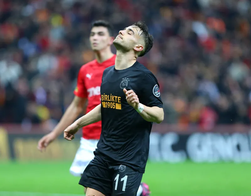 Galatasaray'da şok ayrılık! Eski takımına dönüyor - 14