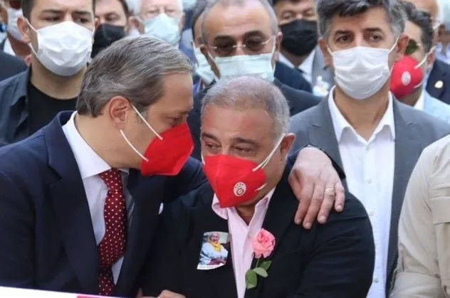 Galatasaray eski başkanı Duygun Yarsuvat son yolculuğuna uğurlandı