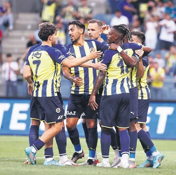 fenerbahceli-taraftarladan-joshua-king-tepkisi-1657064897250.jpeg Fenerbahçeli taraftarladan Joshua King tepkisi!-2