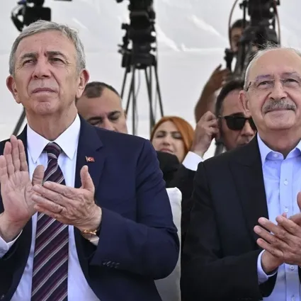 Kılıçdaroğlu yeni oluşum peşinde: CHP’de özgür özel kanadı istifaya hazırlanıyor